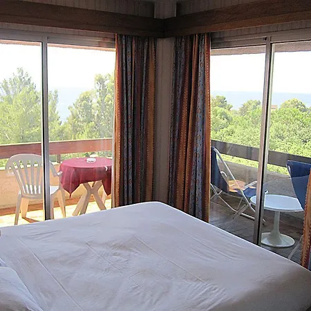 Hotel 83 Le Lavandou